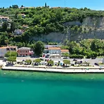 Blue Pearl Elite Apartments