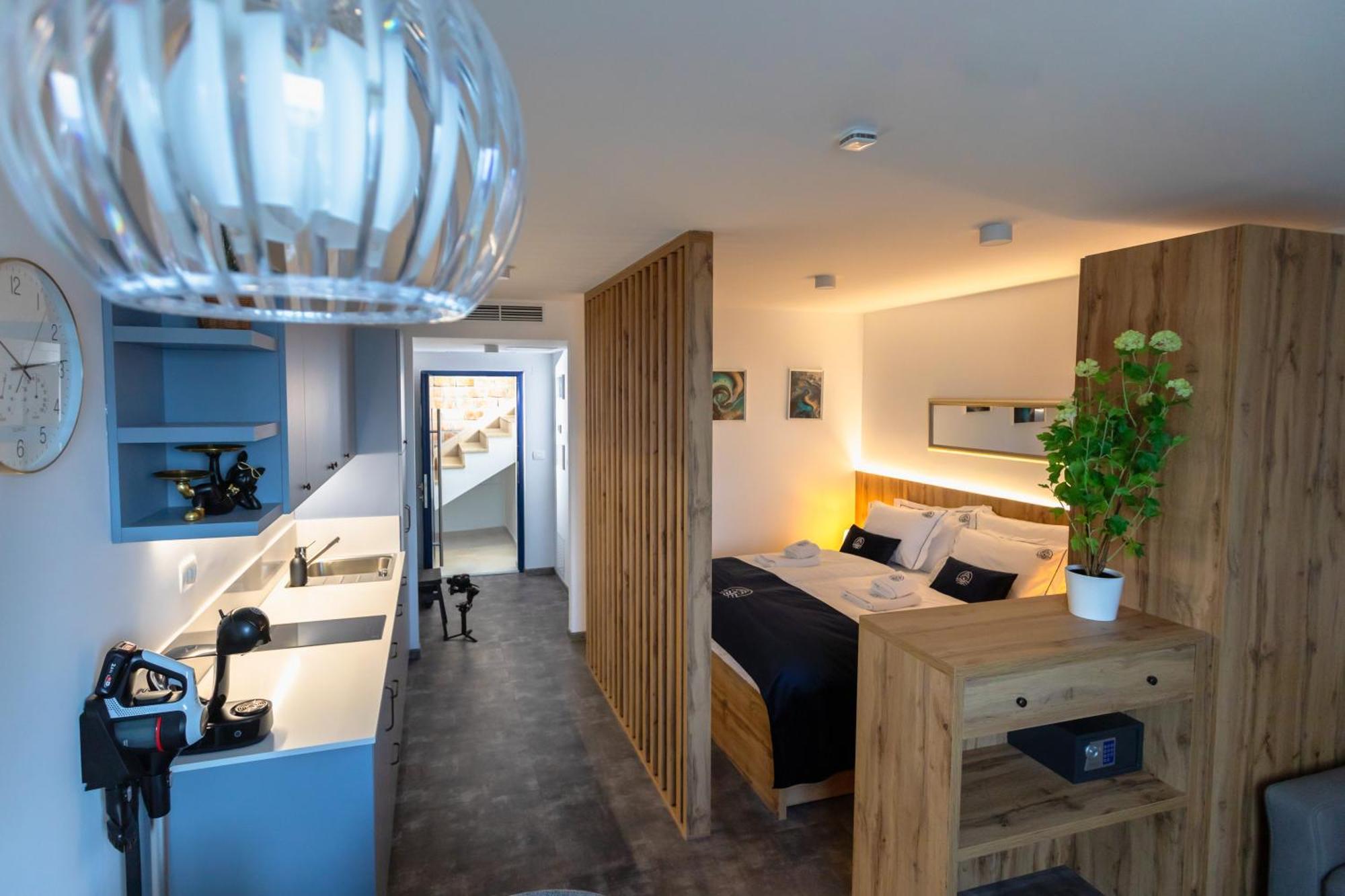 Blue Pearl Elite Aparthotel 4*